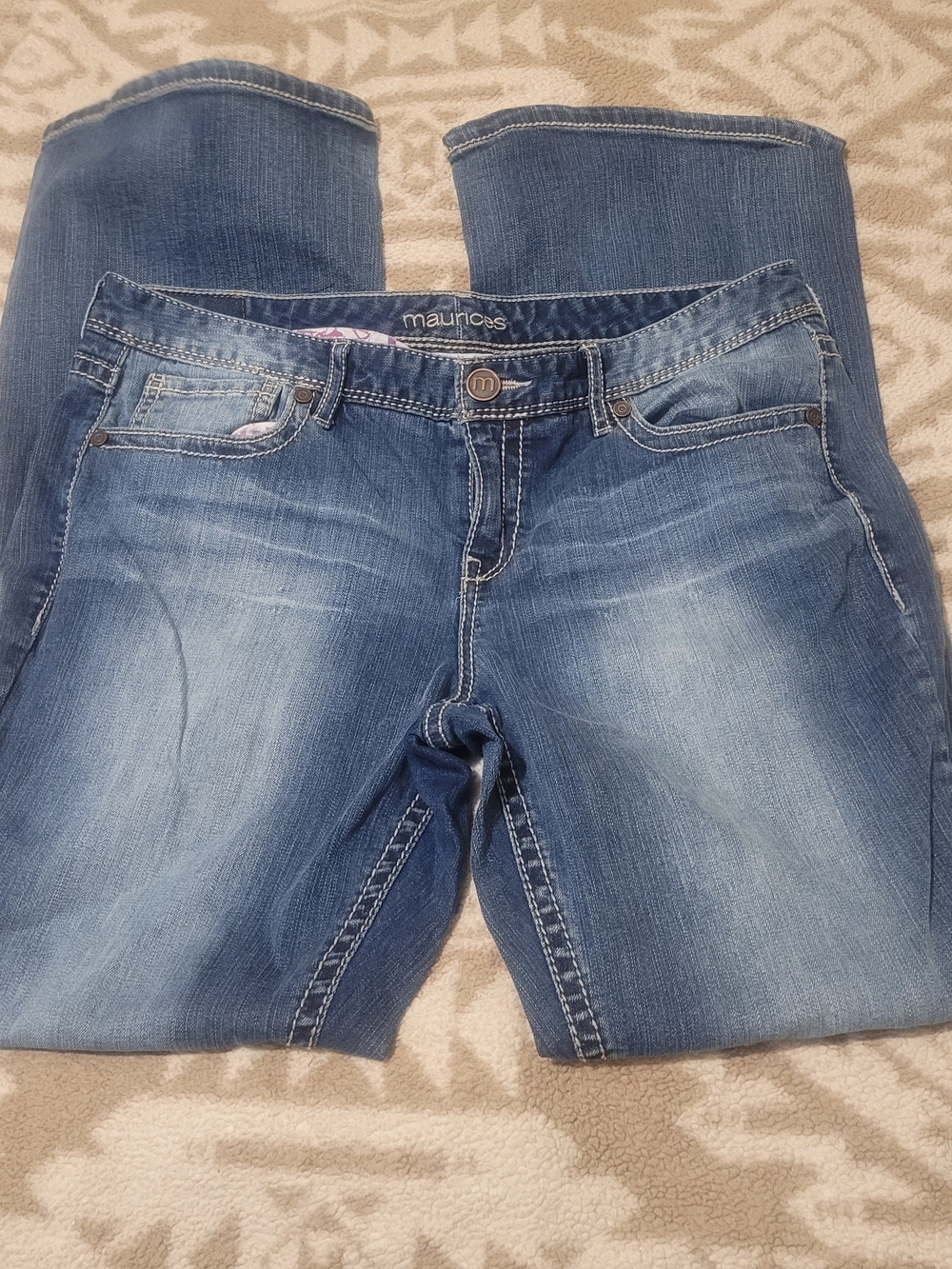 Maurices Women's Faded Blue Jeans